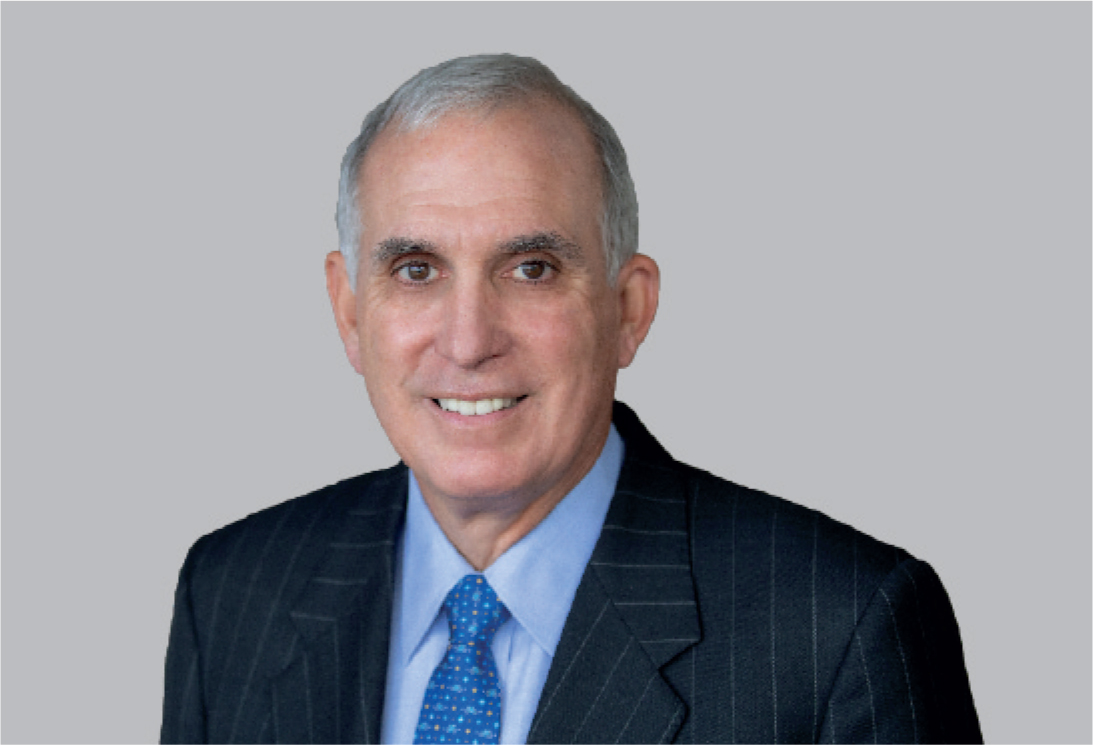 [MISSING IMAGE: ph_lewishey-4c.jpg]