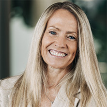 [MISSING IMAGE: ph_joannabarney-4c.jpg]