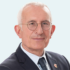 [MISSING IMAGE: ph_guillaumepepy-4c.jpg]