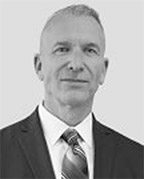 [MISSING IMAGE: ph_douglsg-bw.jpg]