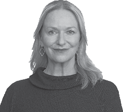 [MISSING IMAGE: ph_heathercox-bw.gif]